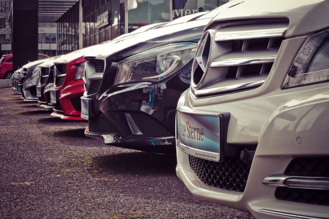 Selling Your Car: How to Get Good Deals at Textile Centre